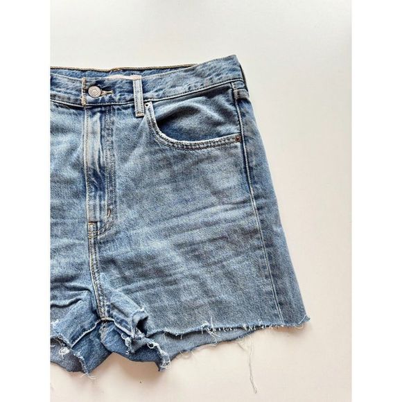 LEVI'S Modified Take Notes Ultra High Rise Loose Cut Off Denim Shorts, Size 30 - Picture 3 of 13